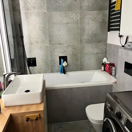 Apartament Zakoniczyn Apartamento *